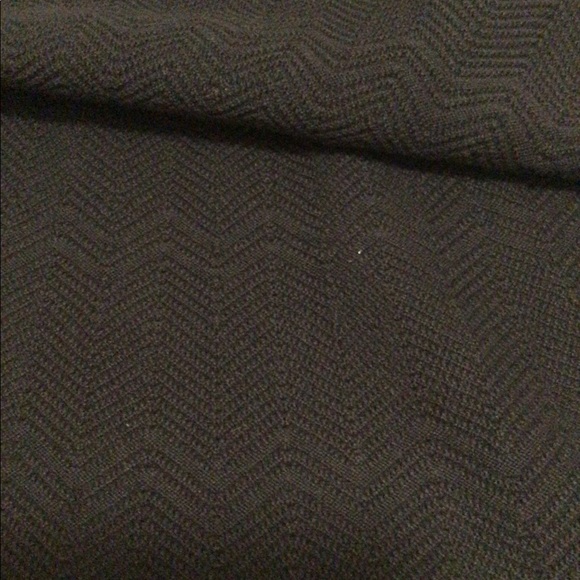 NWOT Slip in Navy blue knit skirt - Picture 4 of 6